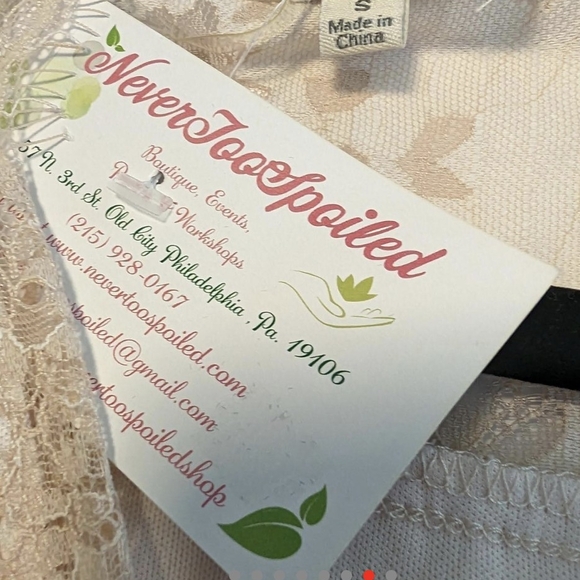 Umgee Elegant Cream and Tan Dress - Picture 8 of 8